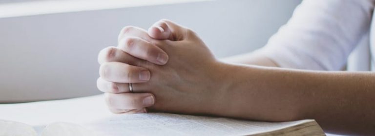 Oración para calmar y tranquilizar una persona